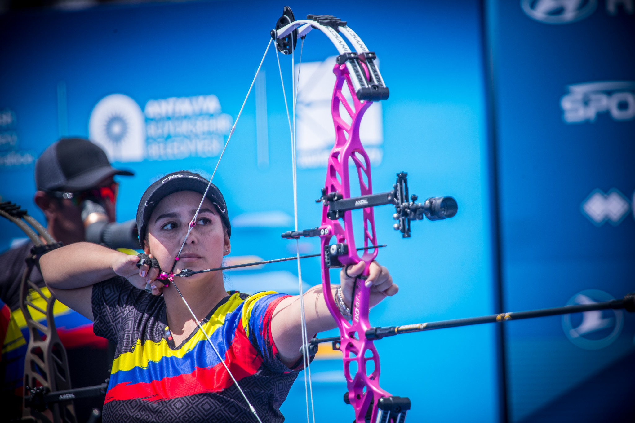 Sara Lopez led a Colombian clean sweep in the women's compound at the South American Games ©Getty Images