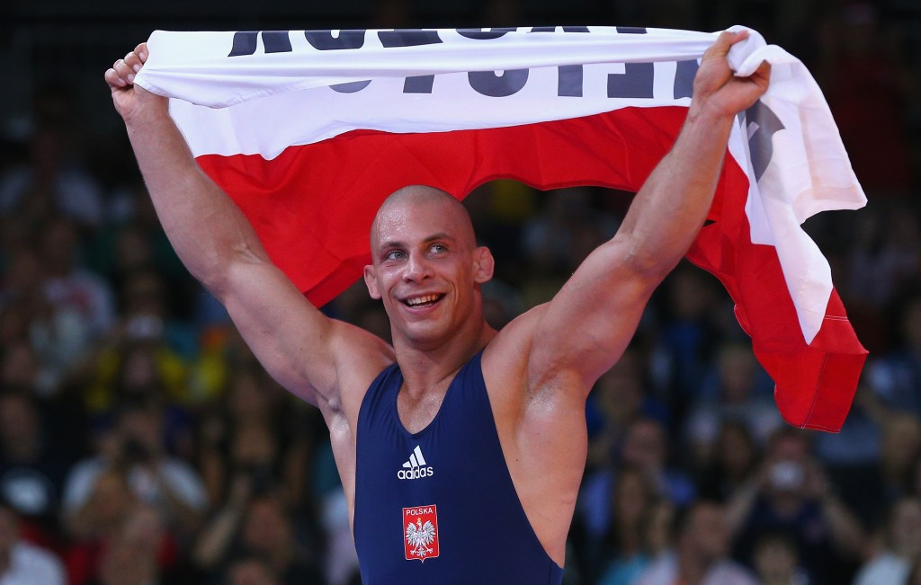 Poland's Damian Janikowski has moved up to number three in the Greco-Roman 85kg world rankings