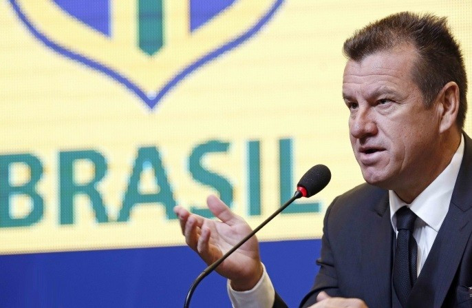 Brazilian coach Dunga will hold meetings with representatives of several of the top European football clubs this weekend ©CBF
