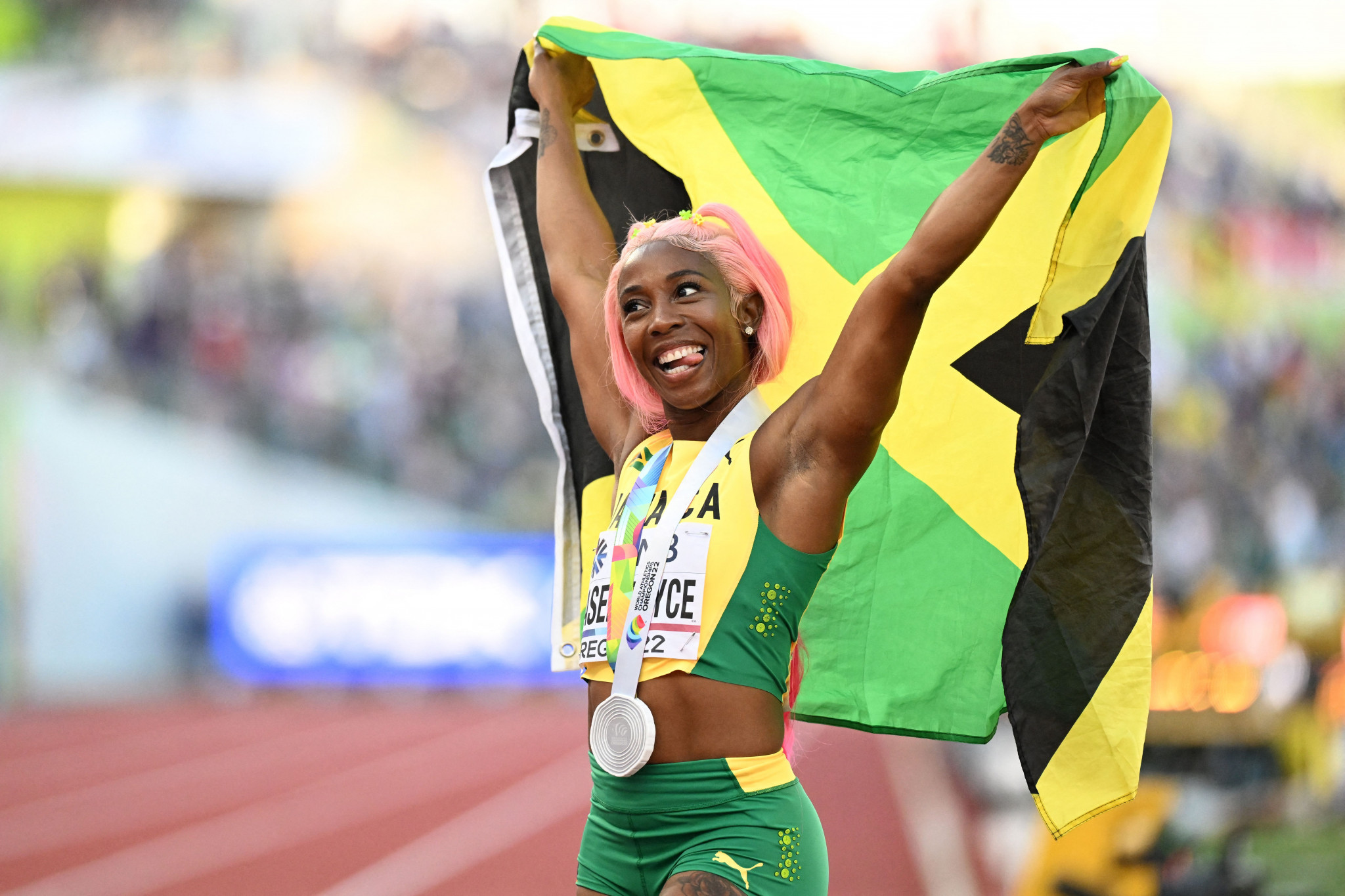 Jackson's countrywoman Shelly-Ann Fraser-Pryce clocked in with a season's best of 21.81 to win silver and add to her 100m gold from Oregon22 ©Getty Images