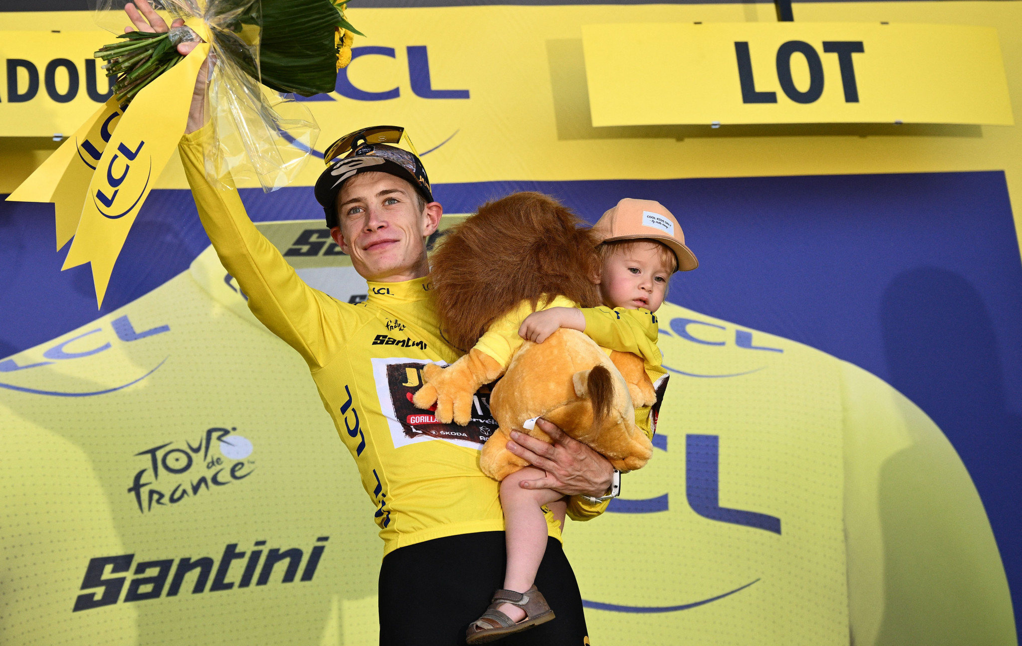 Vingegaard on course for Tour de France title as Van Aert wins time trial