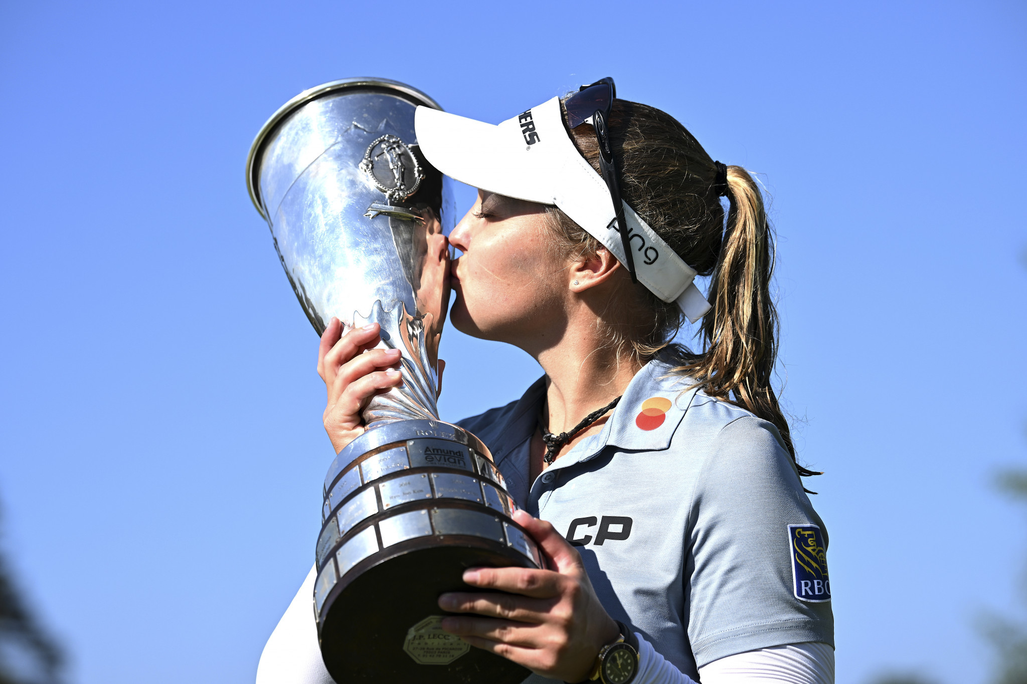 Last-hole birdie saves Evian Championship victory for Henderson