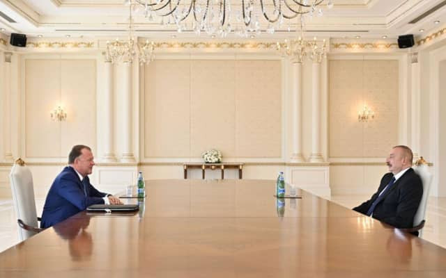 IJF President Marius Vizer, left, met with the President of Azerbaijan Ilham Aliyev to discuss the development of judo ©IJF