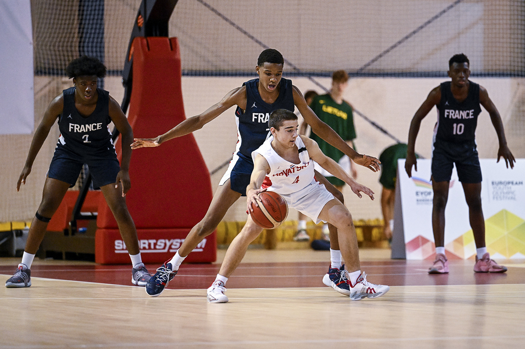 France, one of the pre-tournament favourites in the boys' basketball, got their campaign off to the perfect start with a resounding 80-36 victory over Croatia ©EOC