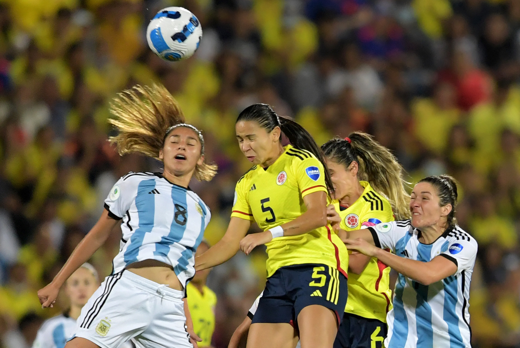 Colombia, playing in yellow, earned a place at the Paris 2024 Olympics after a hard-fought 1-0 win over Argentina in Bucamaranga ©Getty Images