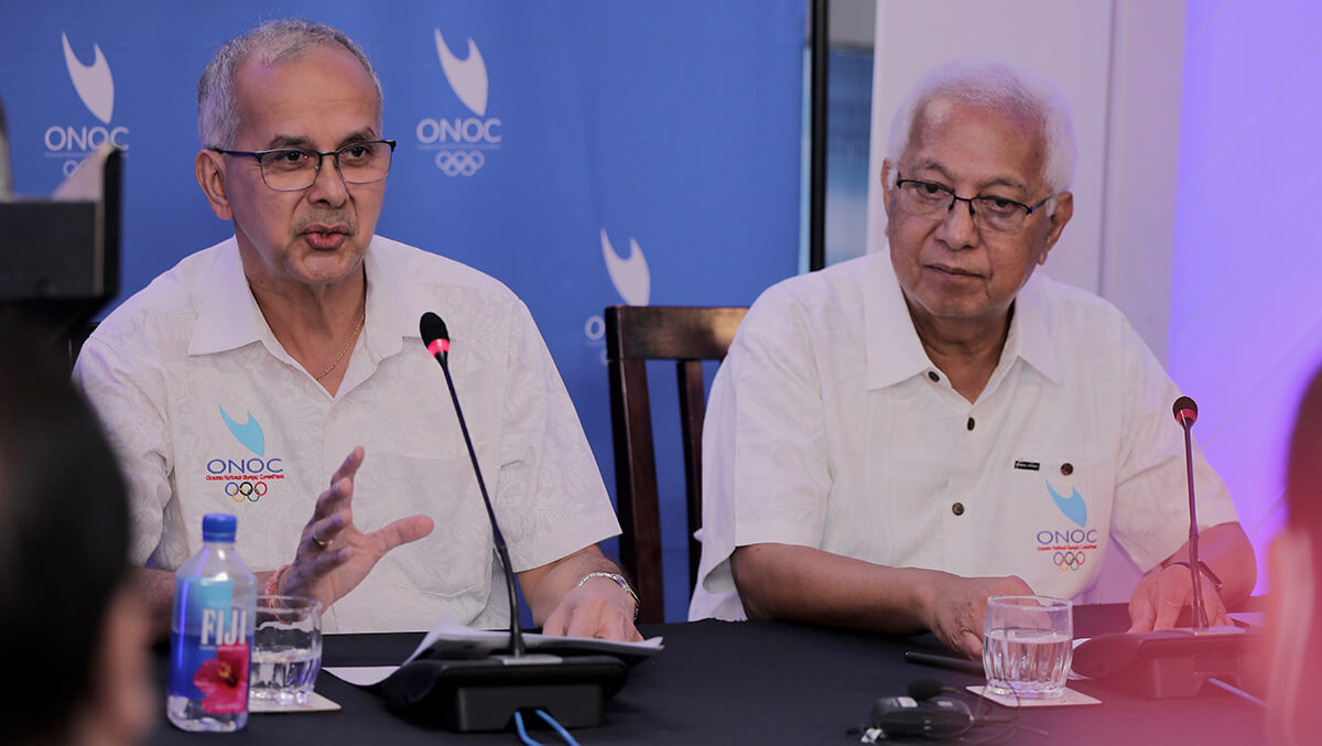 ONOC President Robin Mitchell, right, hopes to increase podium performances from Pacific Islands athletes with the programme ©ONOC