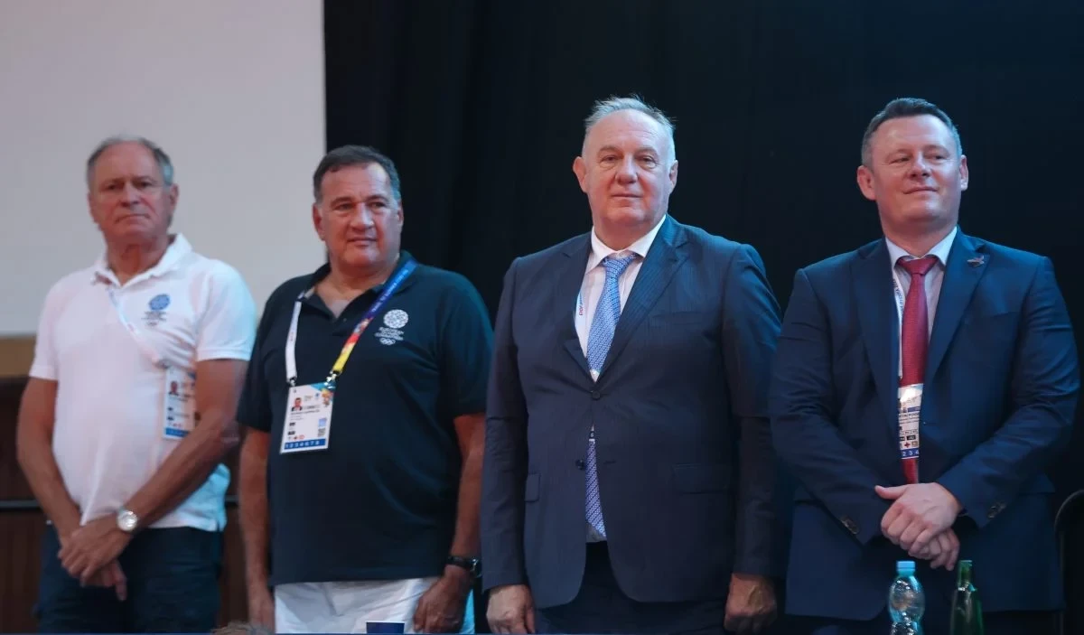The EJU and EOC Presidents met at a packed Športová Hala Dukla during the judo competition in Slovakia ©EJU