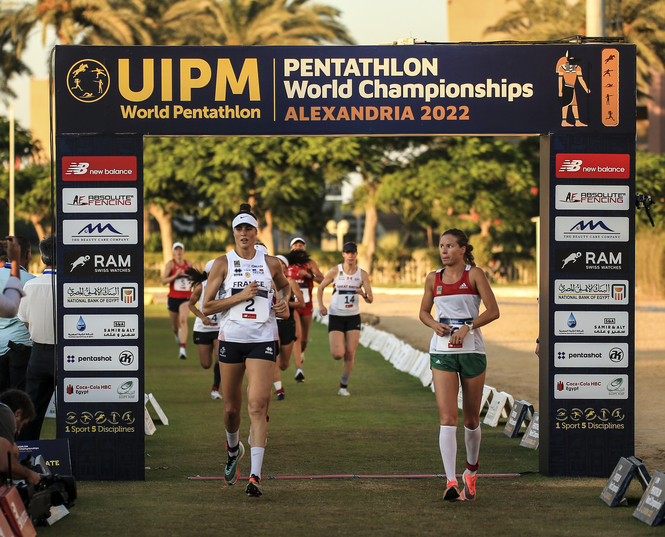 Elena Micheli and Sarolta Simon topped the women's semi-finals at the UIPM World Championships ©UIPM
