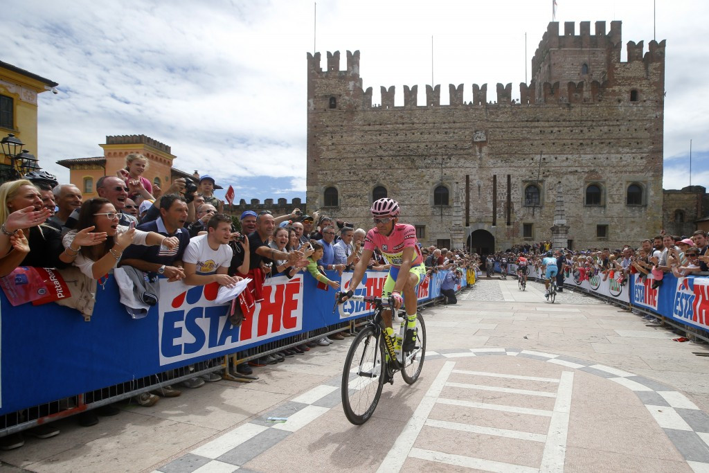 Alberto Contador of Tinkoff-Saxo managed to extend his overall classification with a third-place finish today