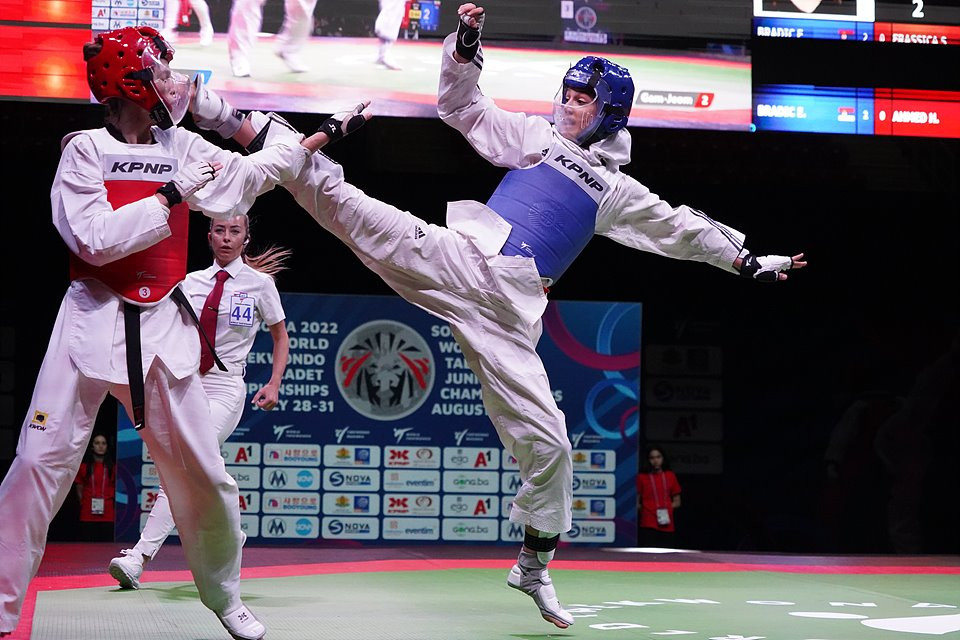 Mexico and Iran bag two golds on day three at World Taekwondo Cadet Championships