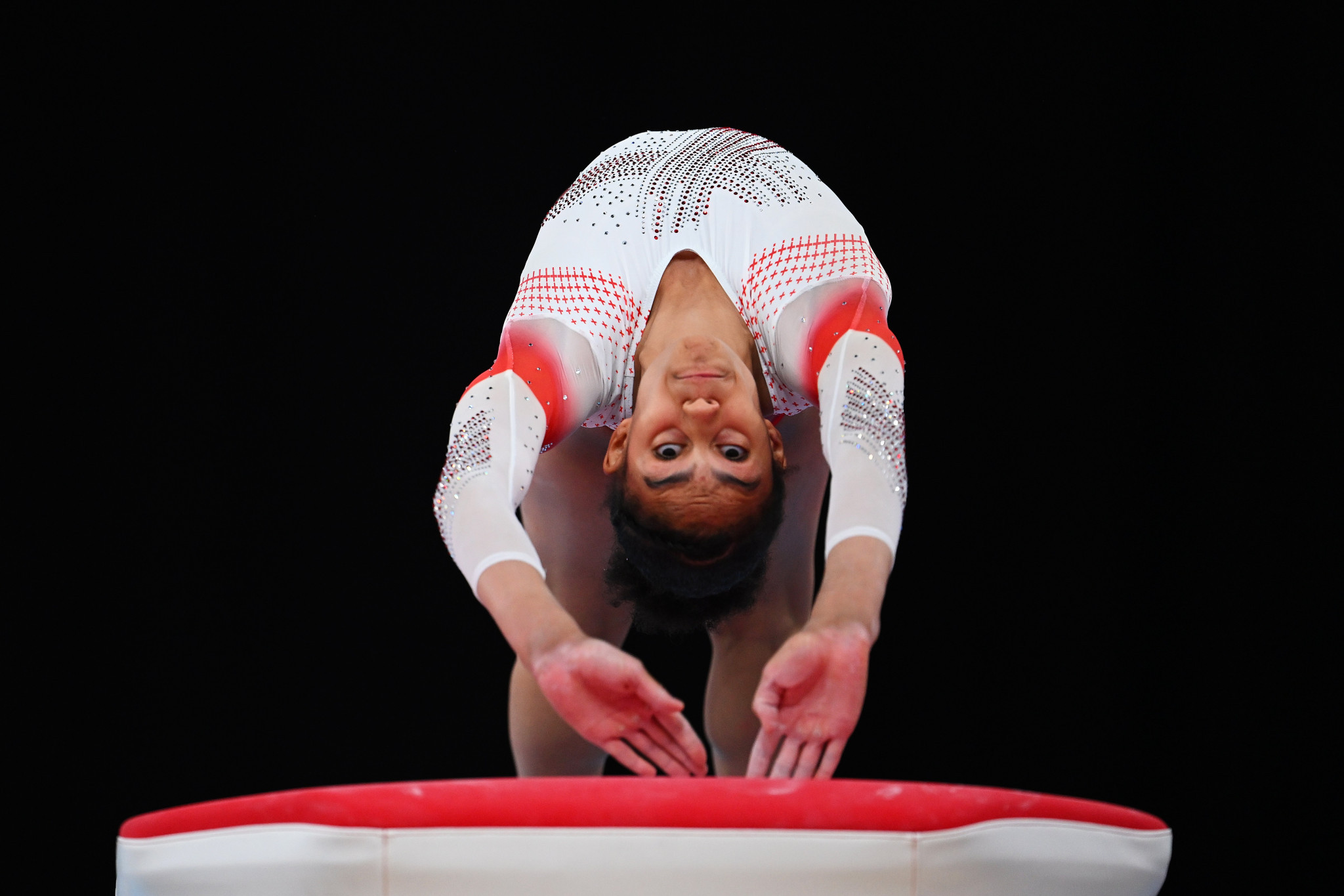 Ondine Achampong delivered a superb final vault to seal gold for England ©Getty Images