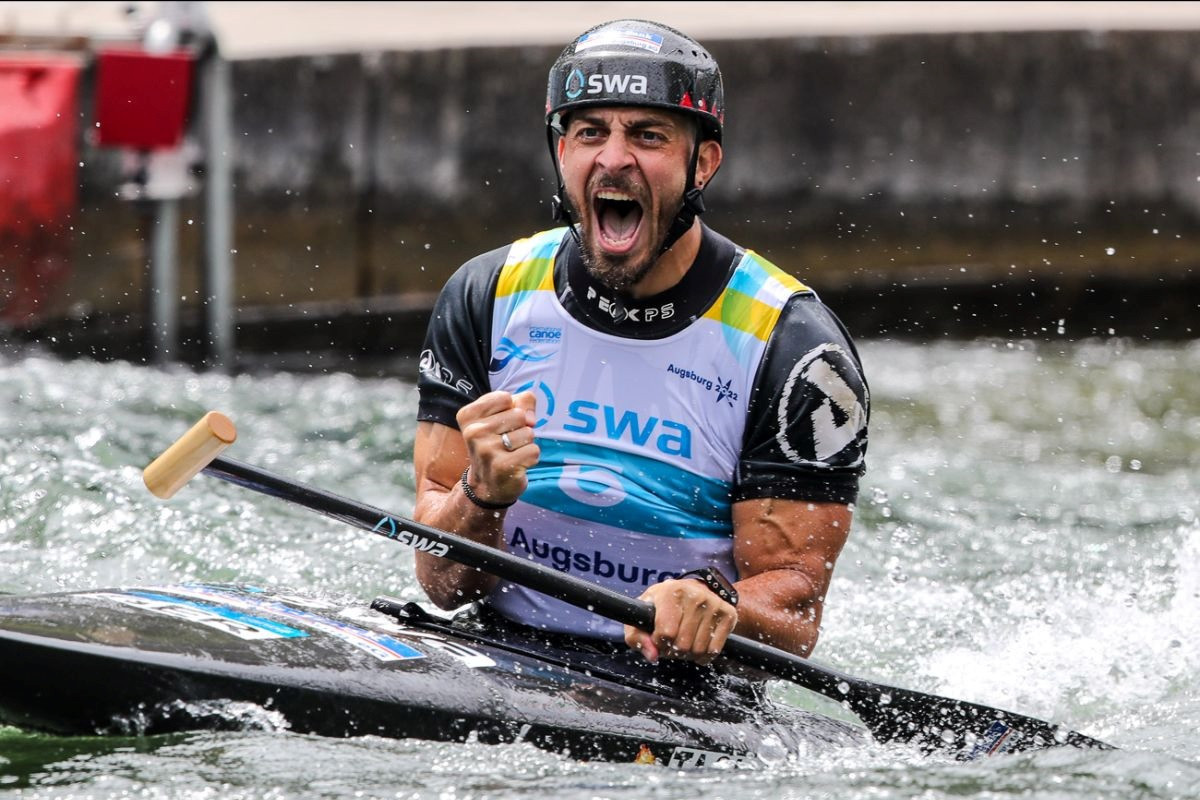 Sideris Tasiadis triumphed in the men's C1 final to secure his first world title ©ICF