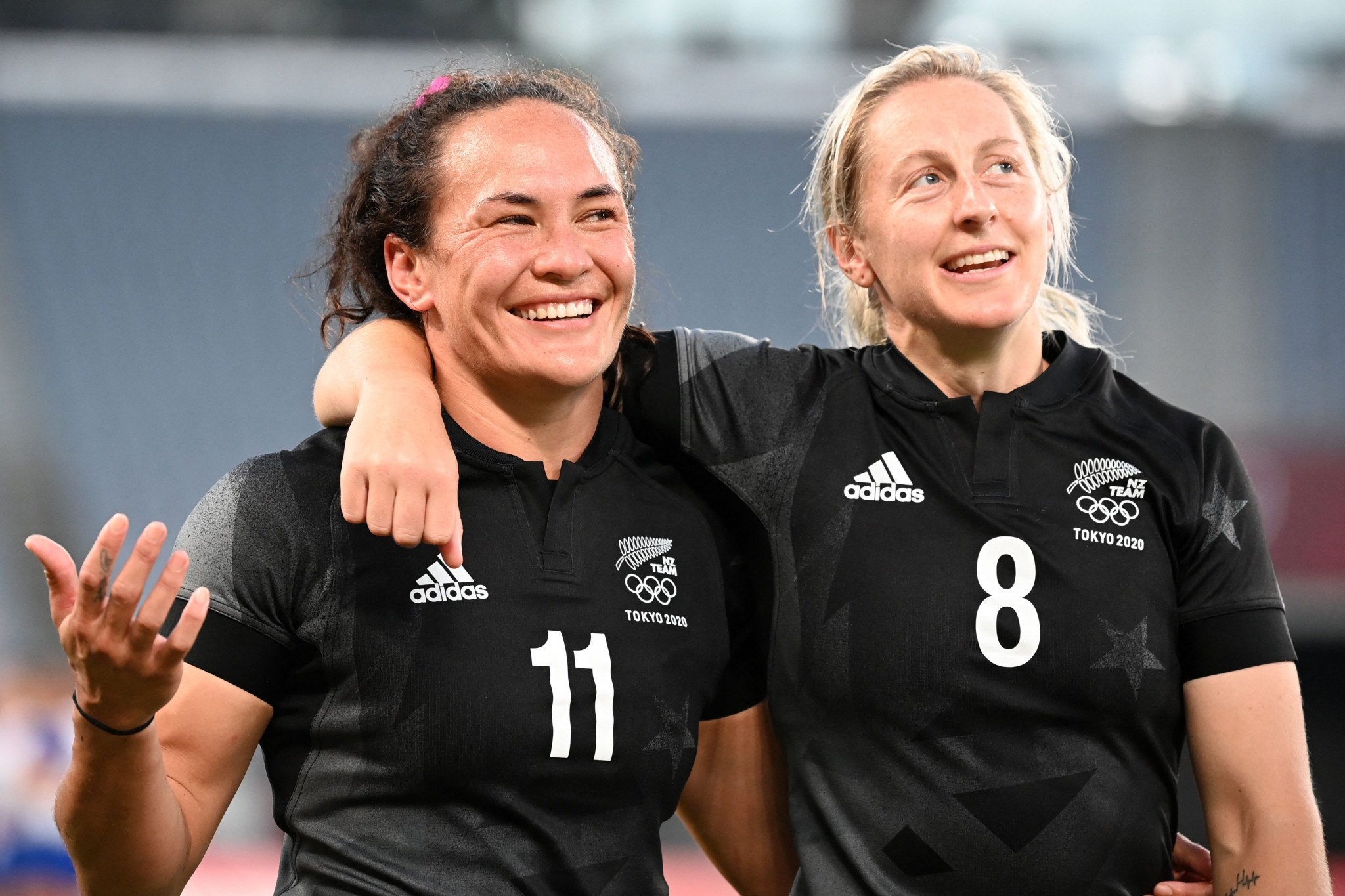 New Zealand's women's rugby sevens players Portia Woodman, left, and Kelly Brazier, right, are among the 40 out athletes listed as competing at Birmingham 2022 ©Getty Images