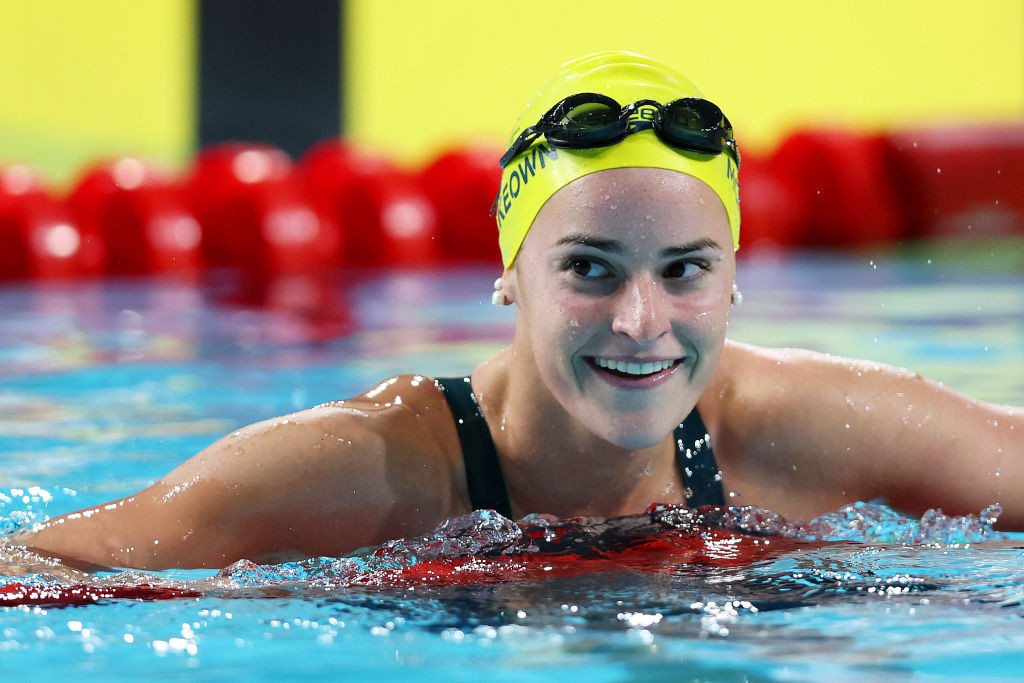 Australia's Kaylee McKeown celebrates after winning the women's 200m backstroke title in a Games record ©Getty Images