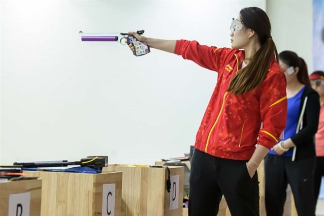 Guo Wenjun won the women's 10m air pistol title