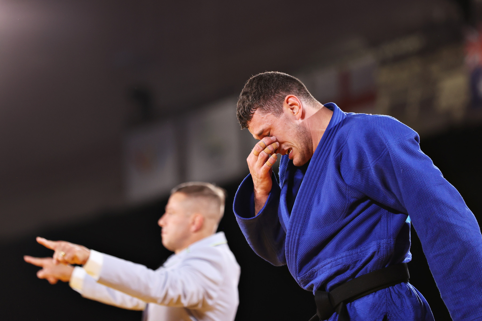Eoin Fleming suffered a tear in his groin in the men's under-81kg bronze medal match in judo, heartbreakingly losing a chance of making the podium ©Getty Images 
