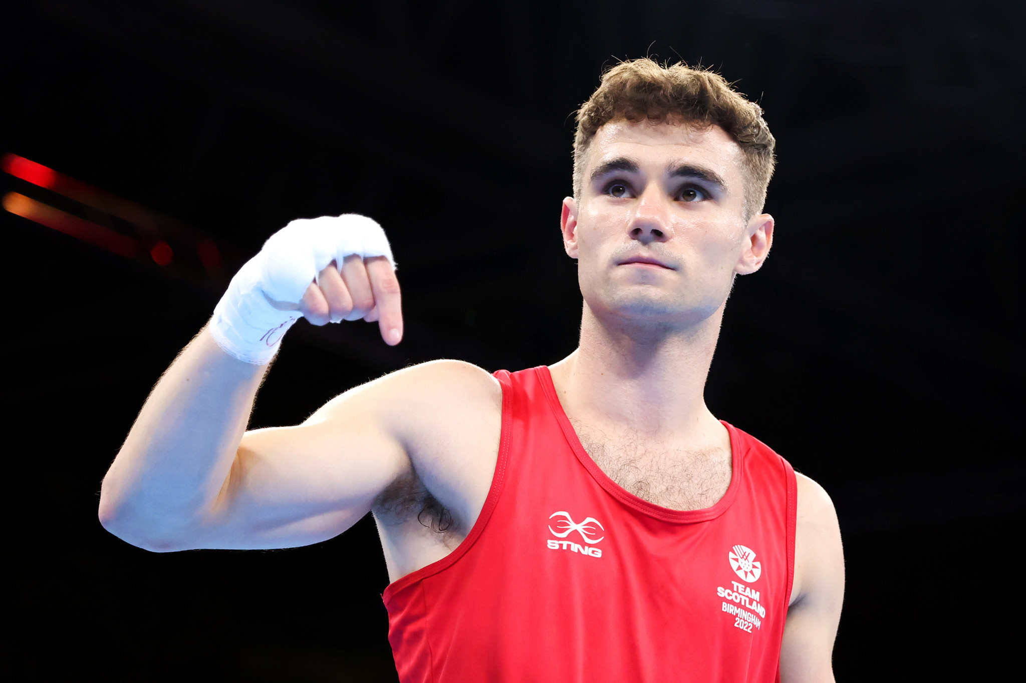 Tyler Jolly of Scotland knocked out his opponent, sending himself into the quarter-finals of the men's under-67kg boxing ©Getty Images