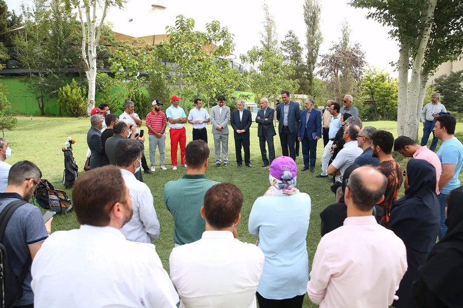 NOCIRI President Reza Salehi Amiri visited a men's national golf team training camp to offer his support prior to the 2022 World Amateur Team Championships ©OCA