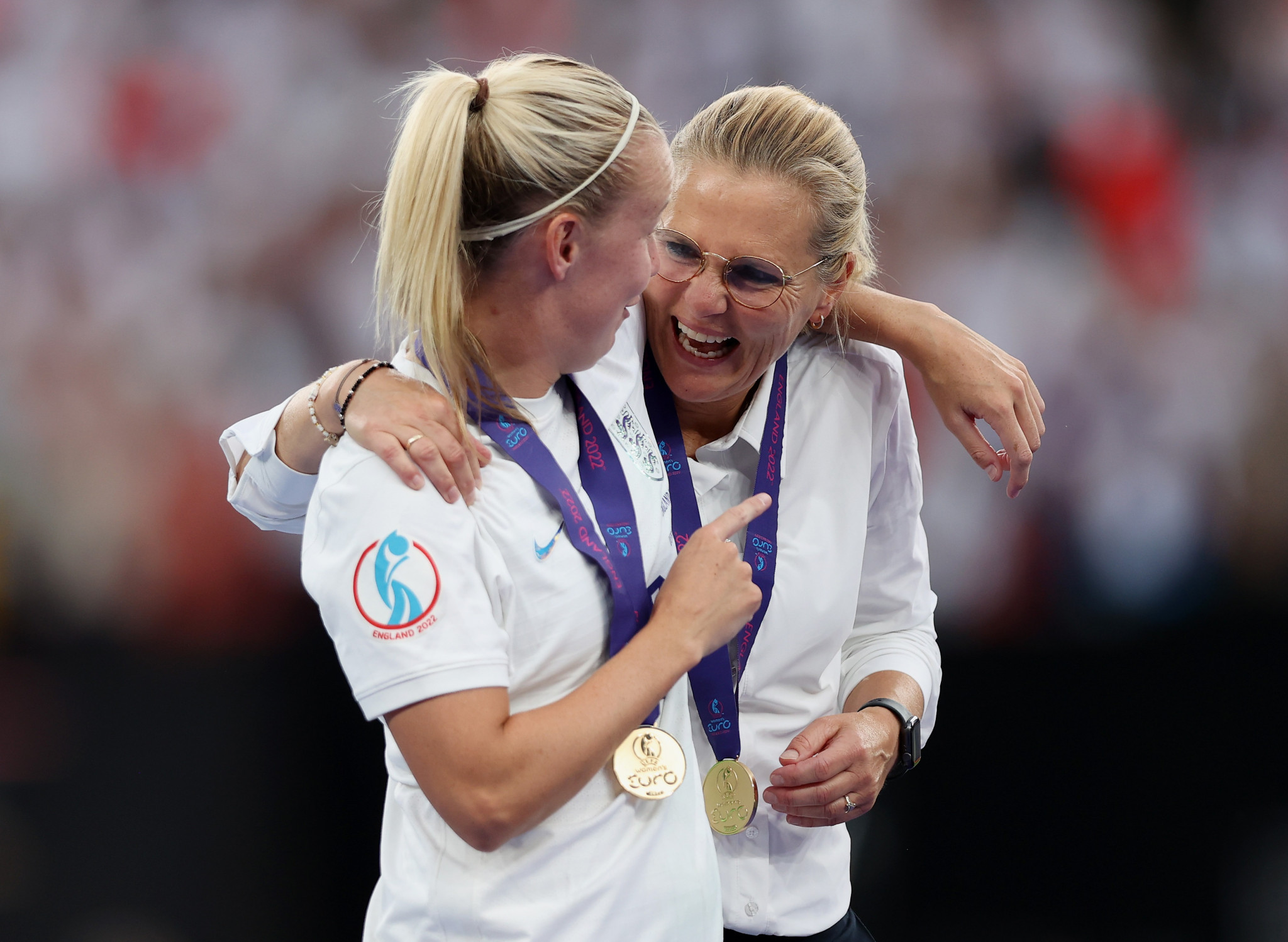 England manager Sarina Wiegman, right, has been hailed as an inspiration for female coaches ©Getty Images