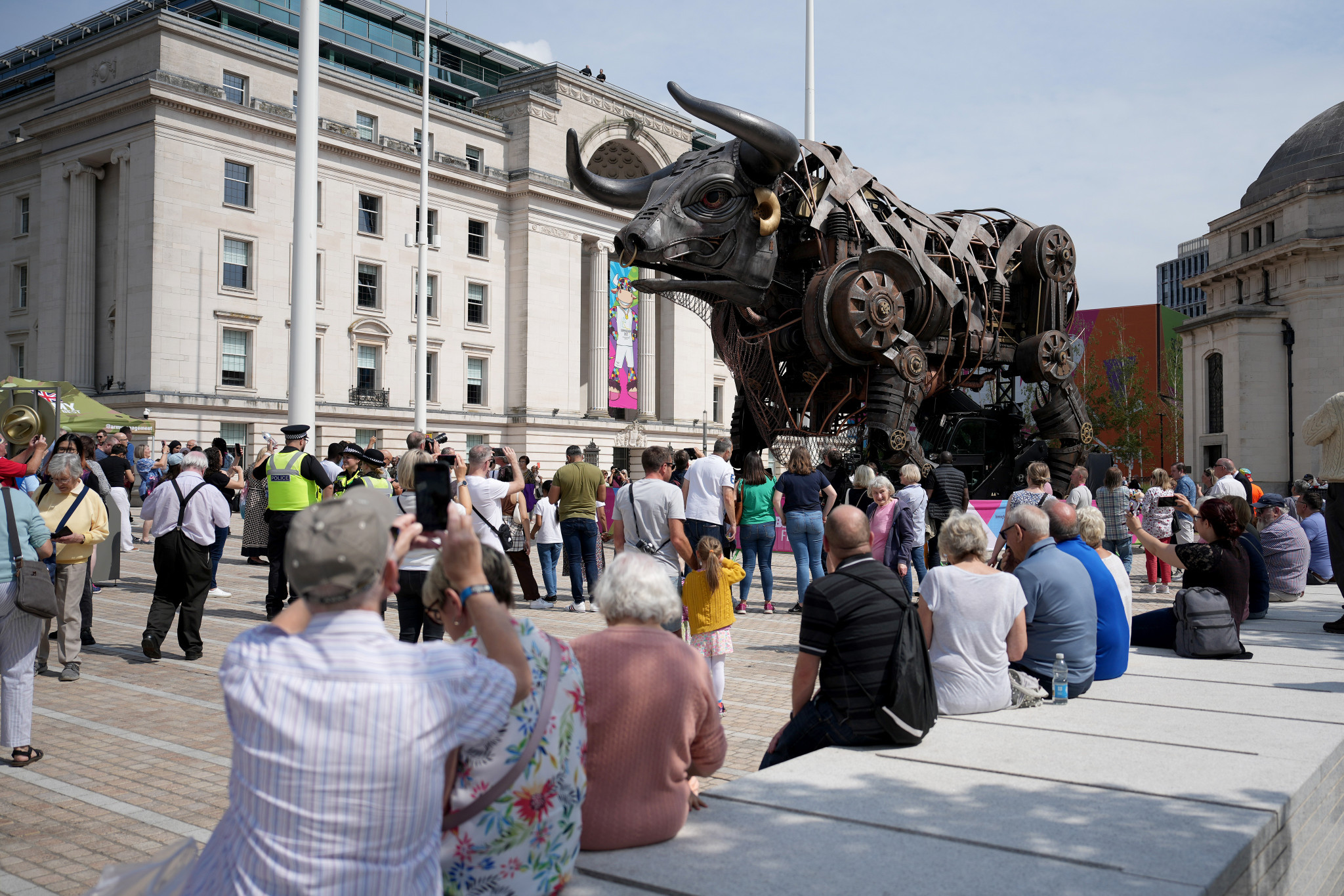 The raging bull has proved a big attraction at Centenary Square during the Birmingham 2022 Commonwealth Games ©Getty Images