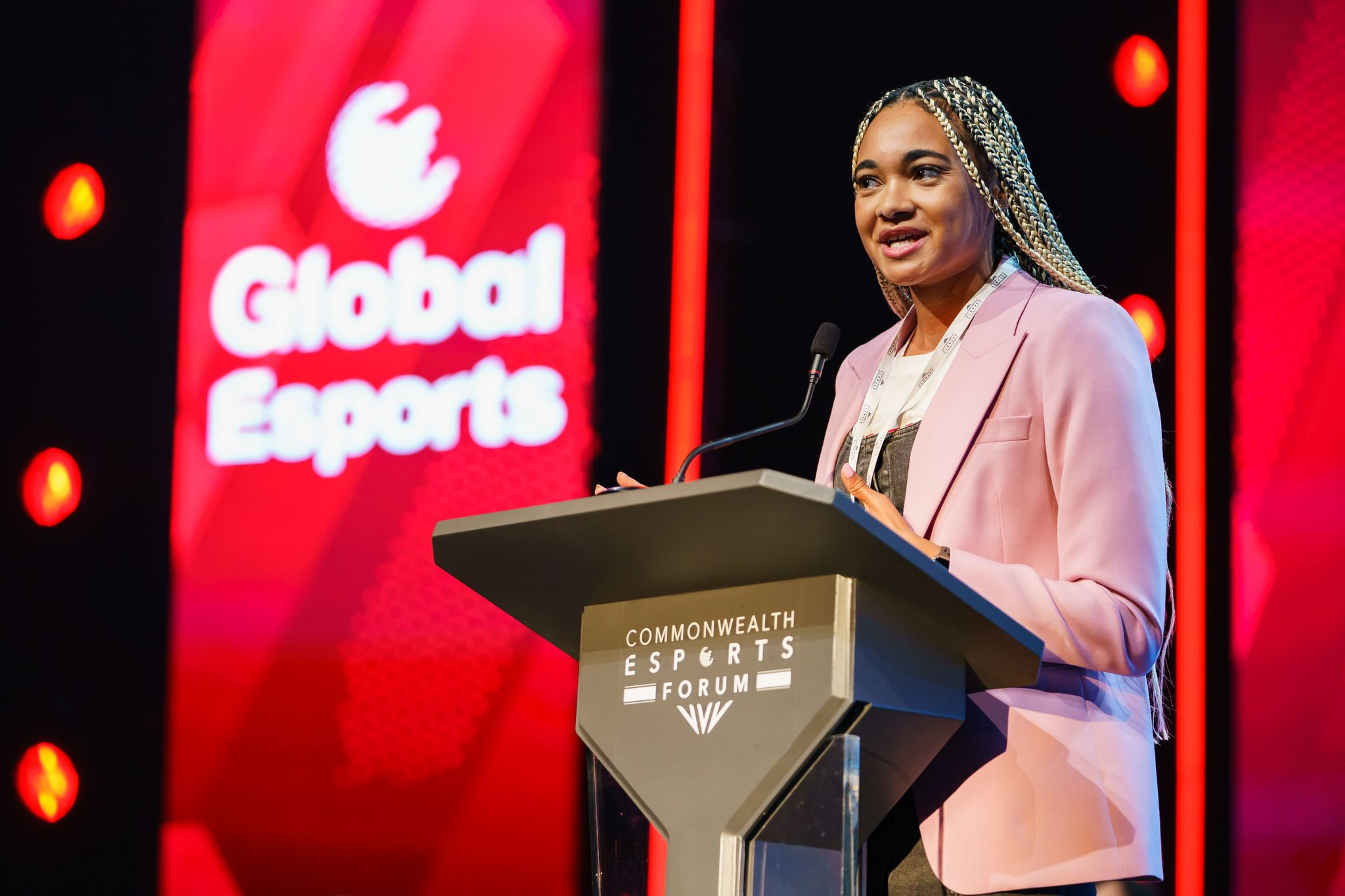 British swimming Olympian Alice Dearing is an avid gamer and lover of esports ©GEF