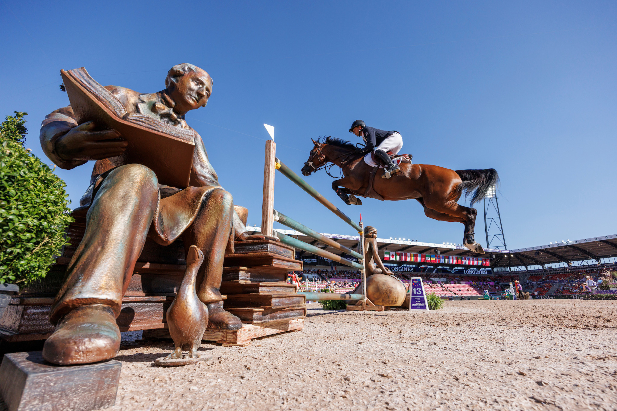 Julien Epaillard and Caracole de la Roque maintained complete fluidity to hold onto top spot in the individual jumping ©Herning2022/Stefan Lafrentz