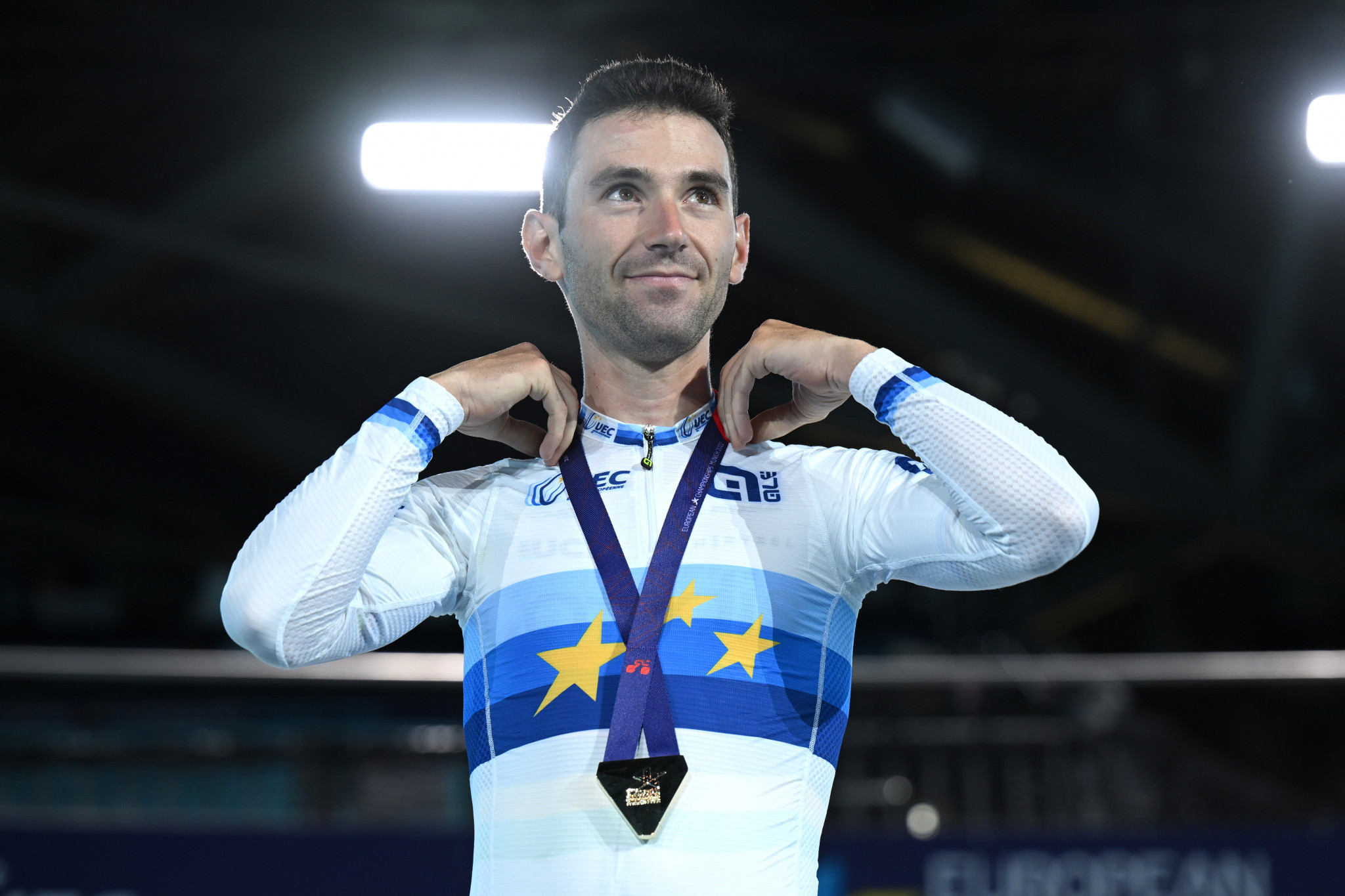Benjamin Thomas of France ended the day with two golds as he won the men's 40 kilometres points race after contributing to victory in the men's team pursuit ©Getty Images