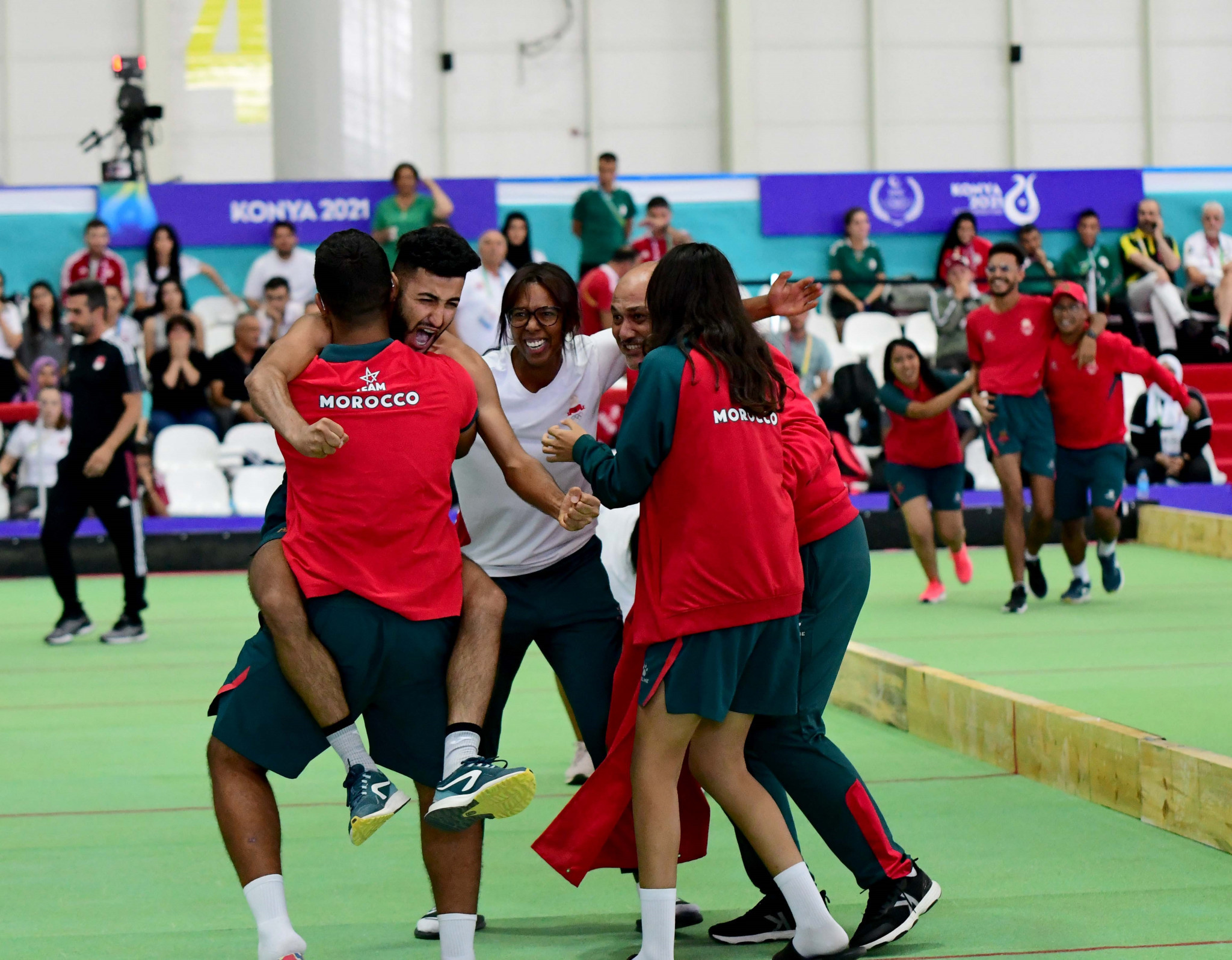 Morocco's bocce players celebrate wildly after winning men's raffa double gold ©Konya 2021