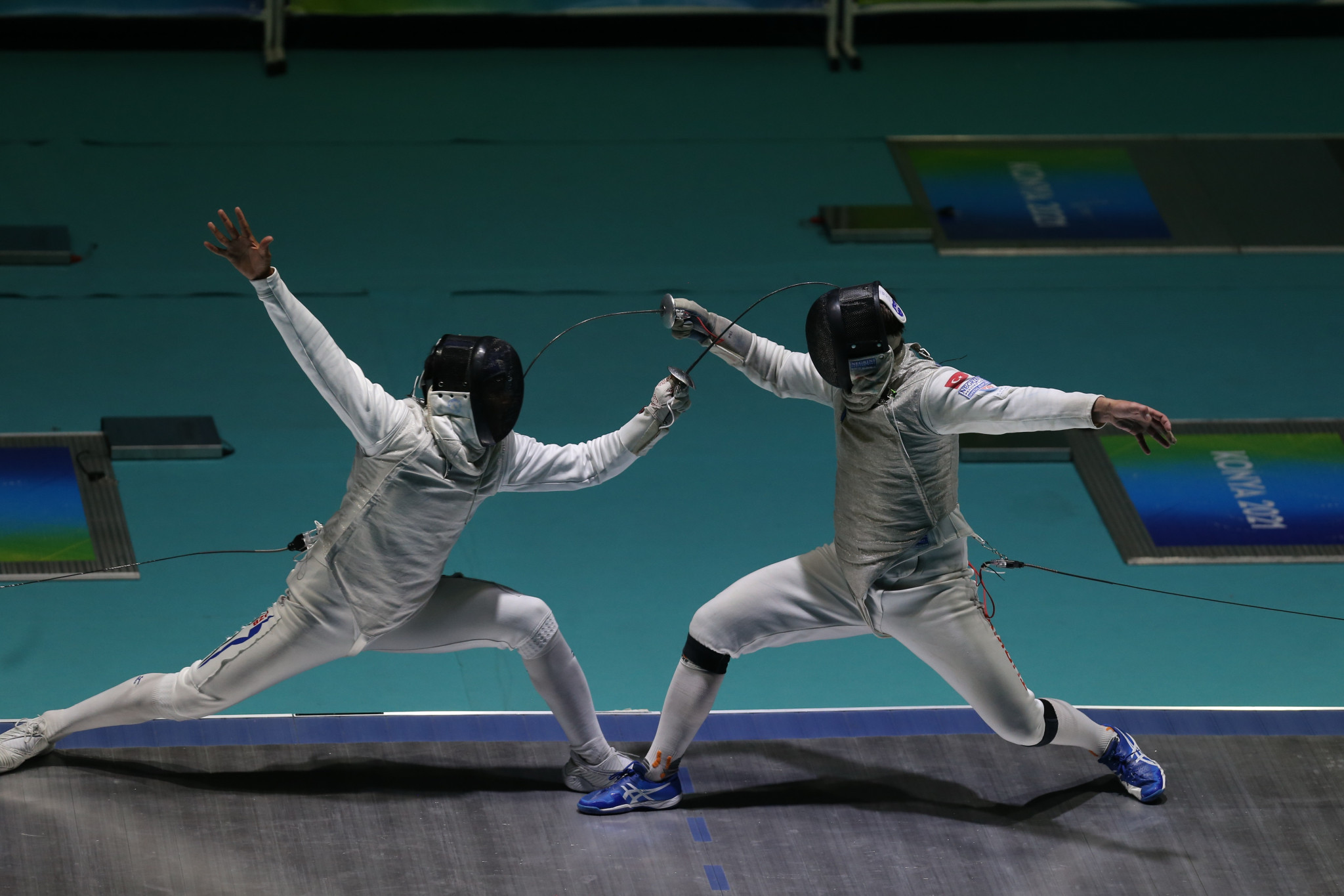 Fencing competition continued today with some thrilling matches ©Konya 2021