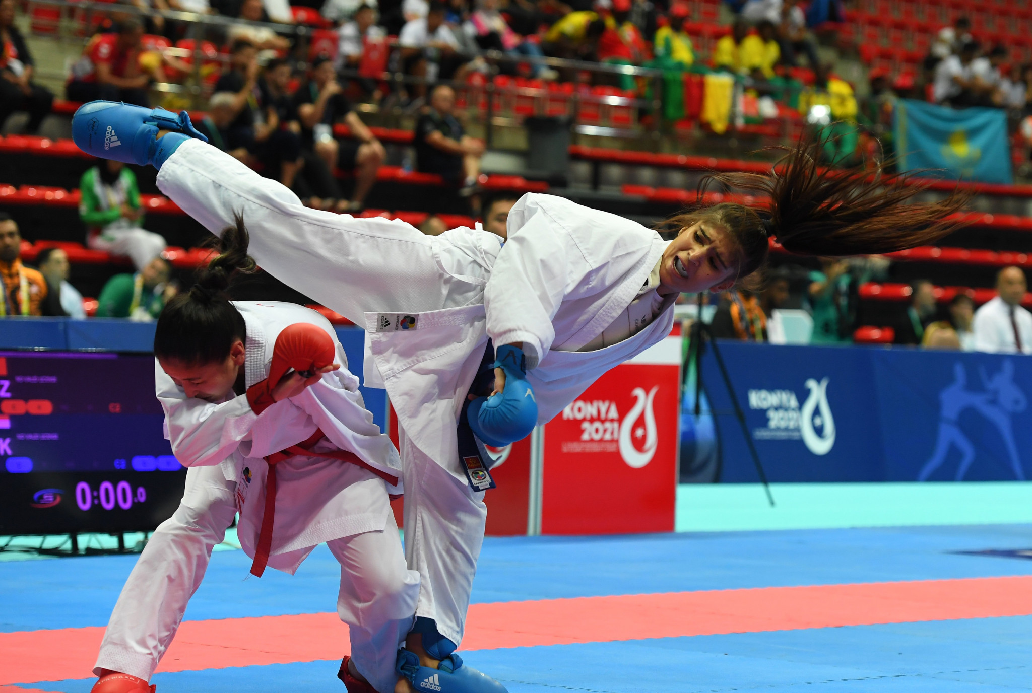 There were plenty of impressive performances at the final karate session, which was delayed due to technical issues ©Konya 2021