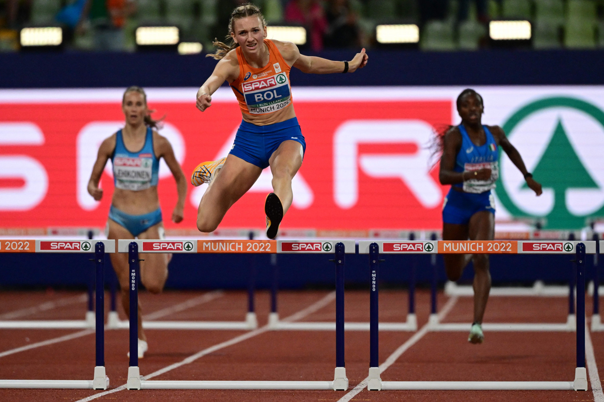 The Netherlands' Femke Bol, centre, provided another Championships record of 52.67sec in the women's 400m hurdles final ©Getty Images