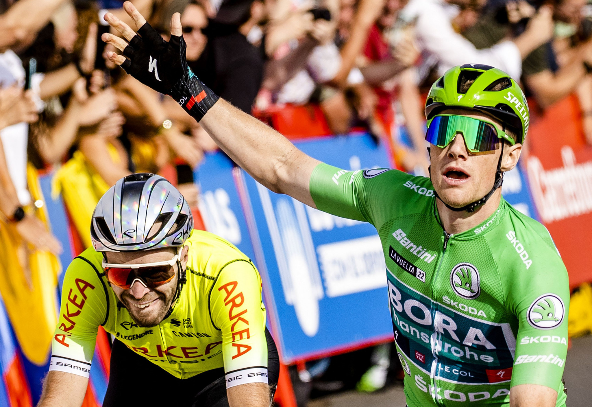 Bennett triumphs again as Dutch staging of the Vuelta a España concludes