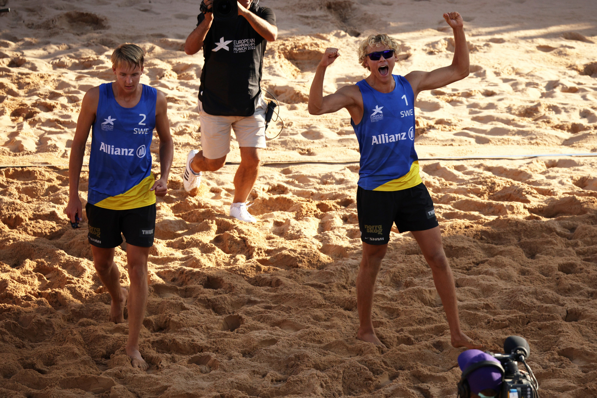 David Åhman, right, and Jonatan Hellvig, left, won Sweden's first beach volleyball gold at a European Championships ©Getty Images