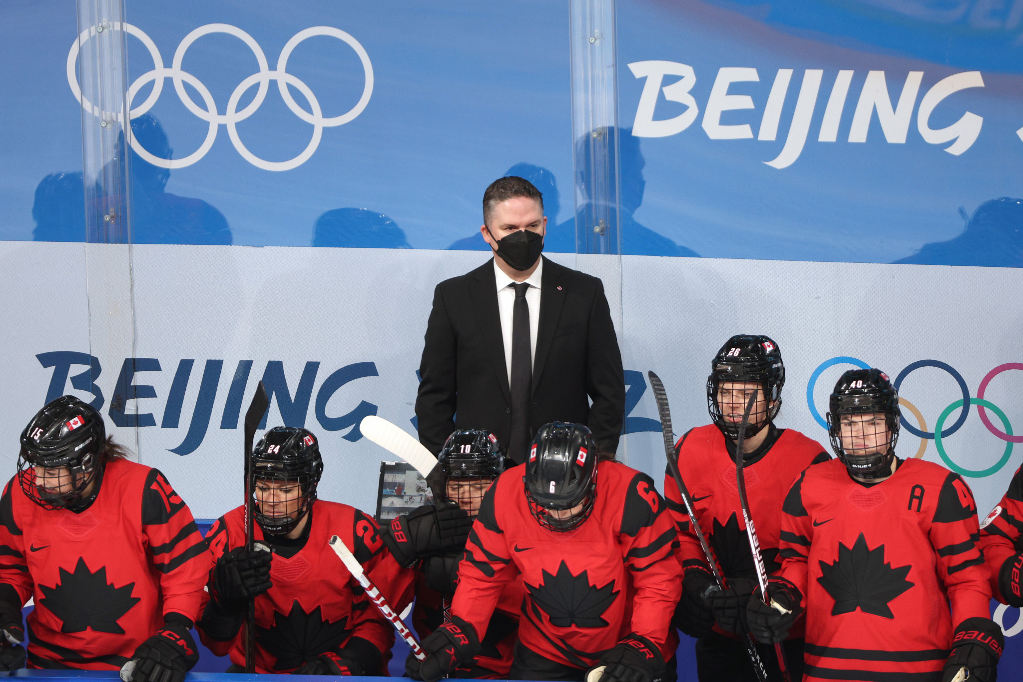 Ryan to coach Canadian women's ice hockey team until 2026 Winter Olympics