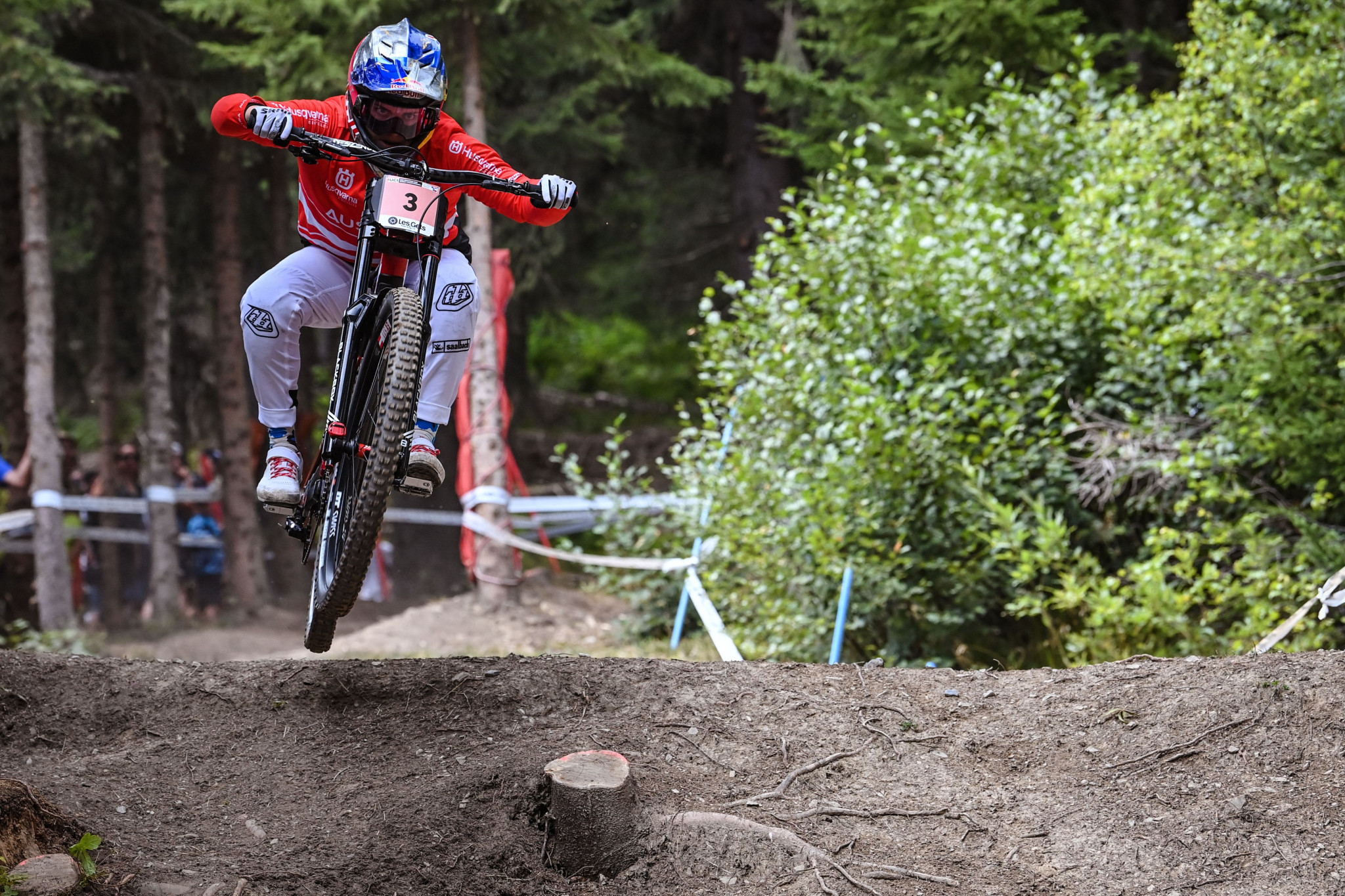 Höll makes history for Austria, Bruni claims fifth world title at Mountain Bike World Championships