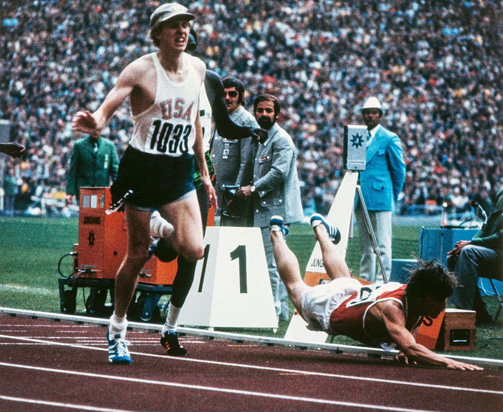 Arzhanov falls, Wottle wins - finish line dramas don't get any more compelling than the one which transpired in the 1972 Munich Olympics men's 800m final ©Getty Images