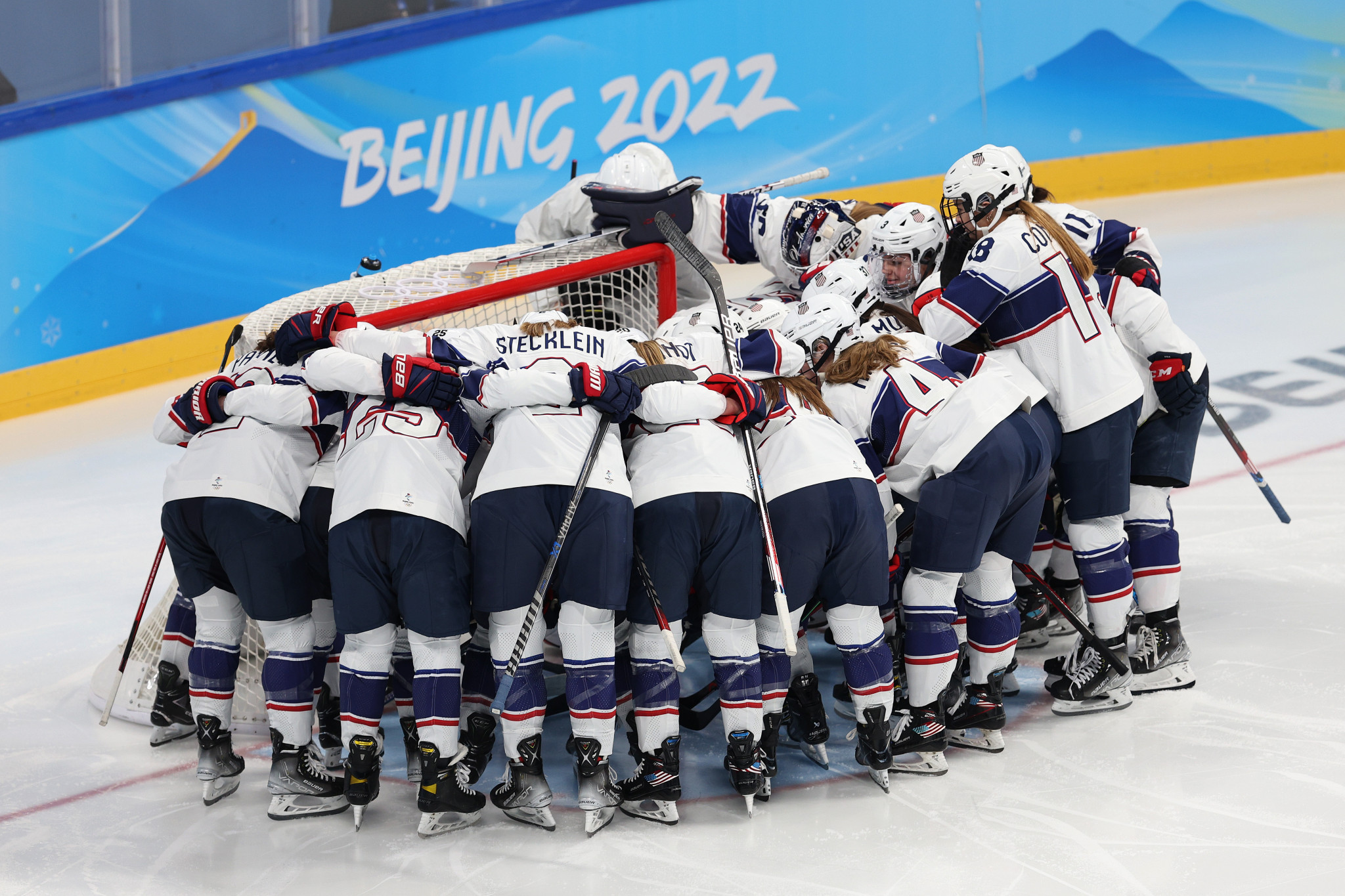 Olympic champions the United States netted 12 goals in their Women's World Ice Hockey Championship quarter-final, as they beat Hungary ©Getty Images