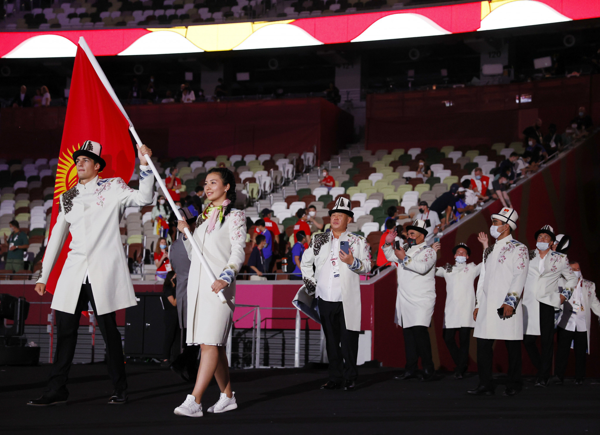 Kyrgyzstan NOC pays tribute to athletes on Independence Day 