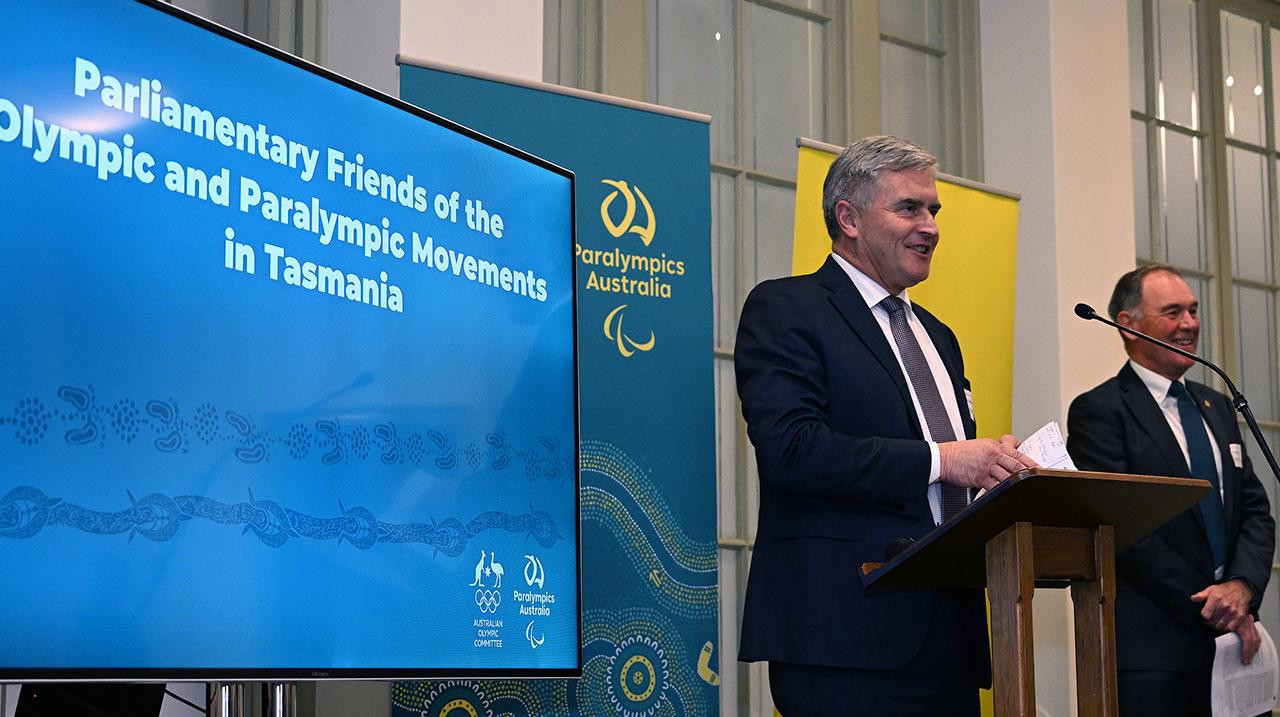 AOC President Ian Chesterman, left, was in attendance at the launch of the Parliamentary Friends of the Olympic and Paralympic Movements in Tasmania ©AOC