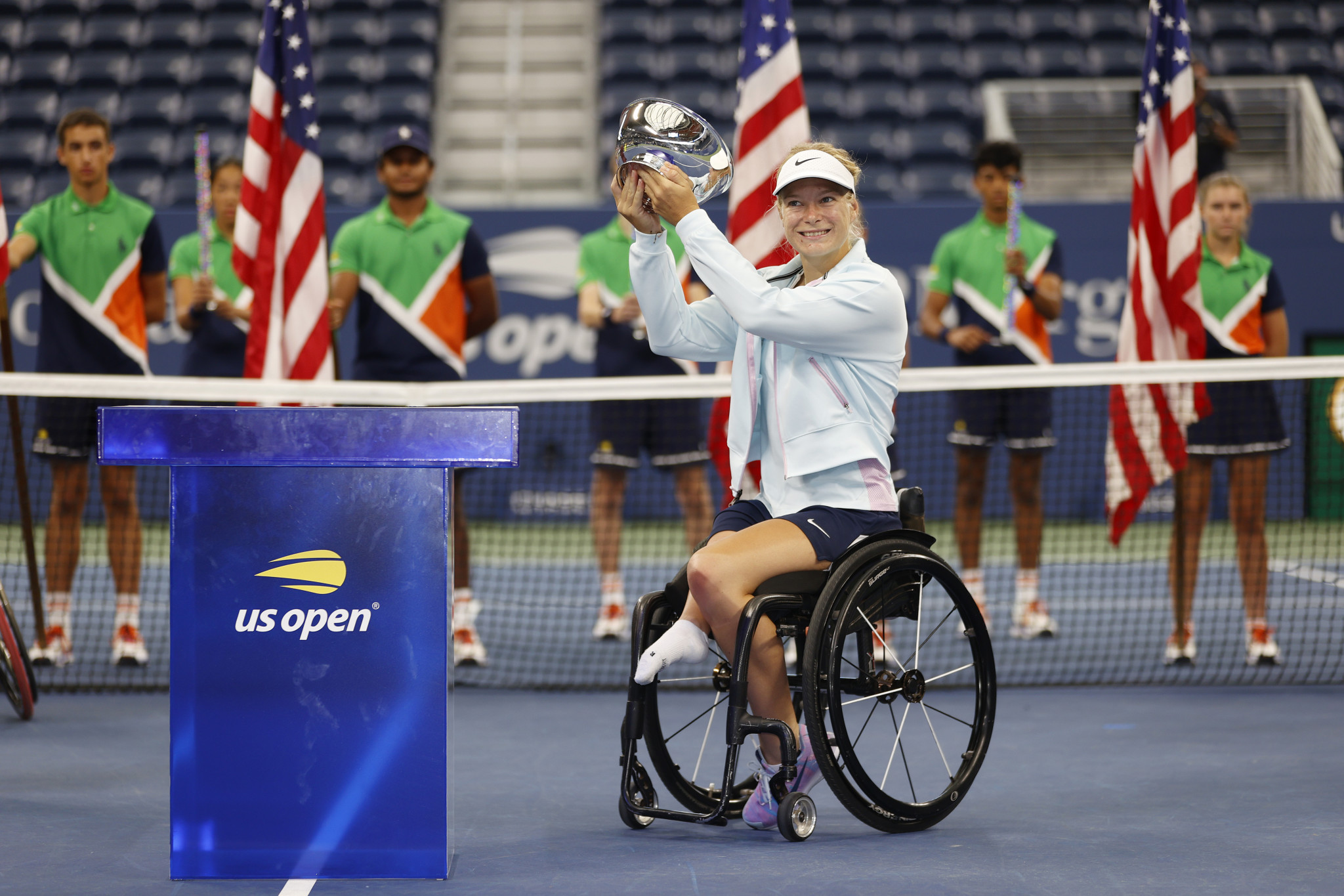 Diede De Groot celebrates after completing a wheelchair singles calendar Grand Slam for a second year in a row after winning the US Open ©Getty Images 