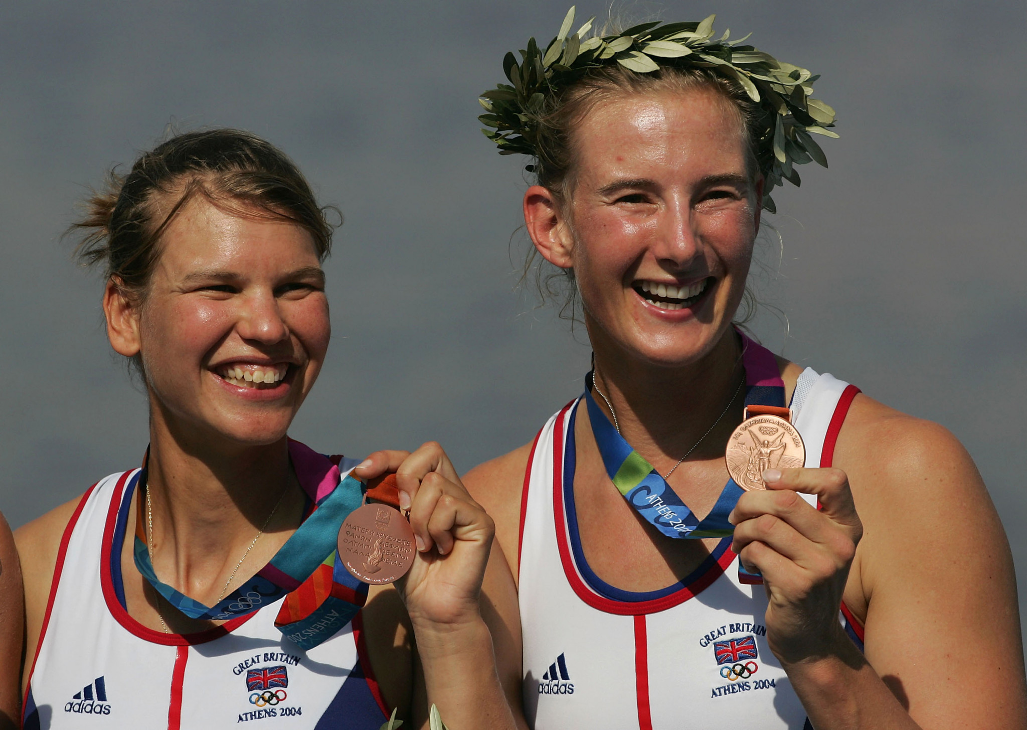 Sarah Winckless, right, won Olympic bronze in the women's double sculls at Athens 2004 alongside Elise Laverick ©Getty Images