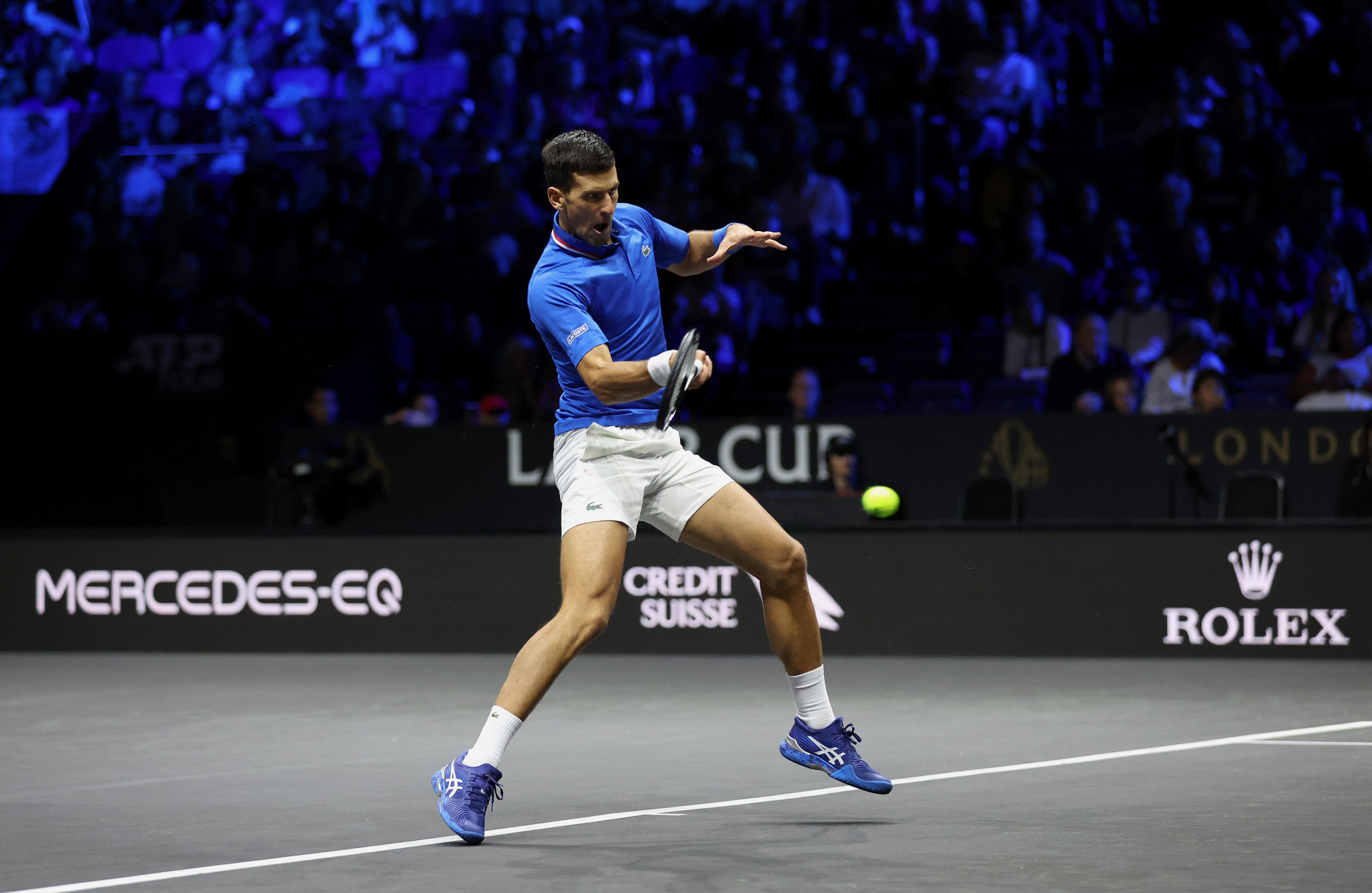 Novak Djokovic won in the singles on his return to the tennis court on day two of the Laver Cup ©Getty Images
