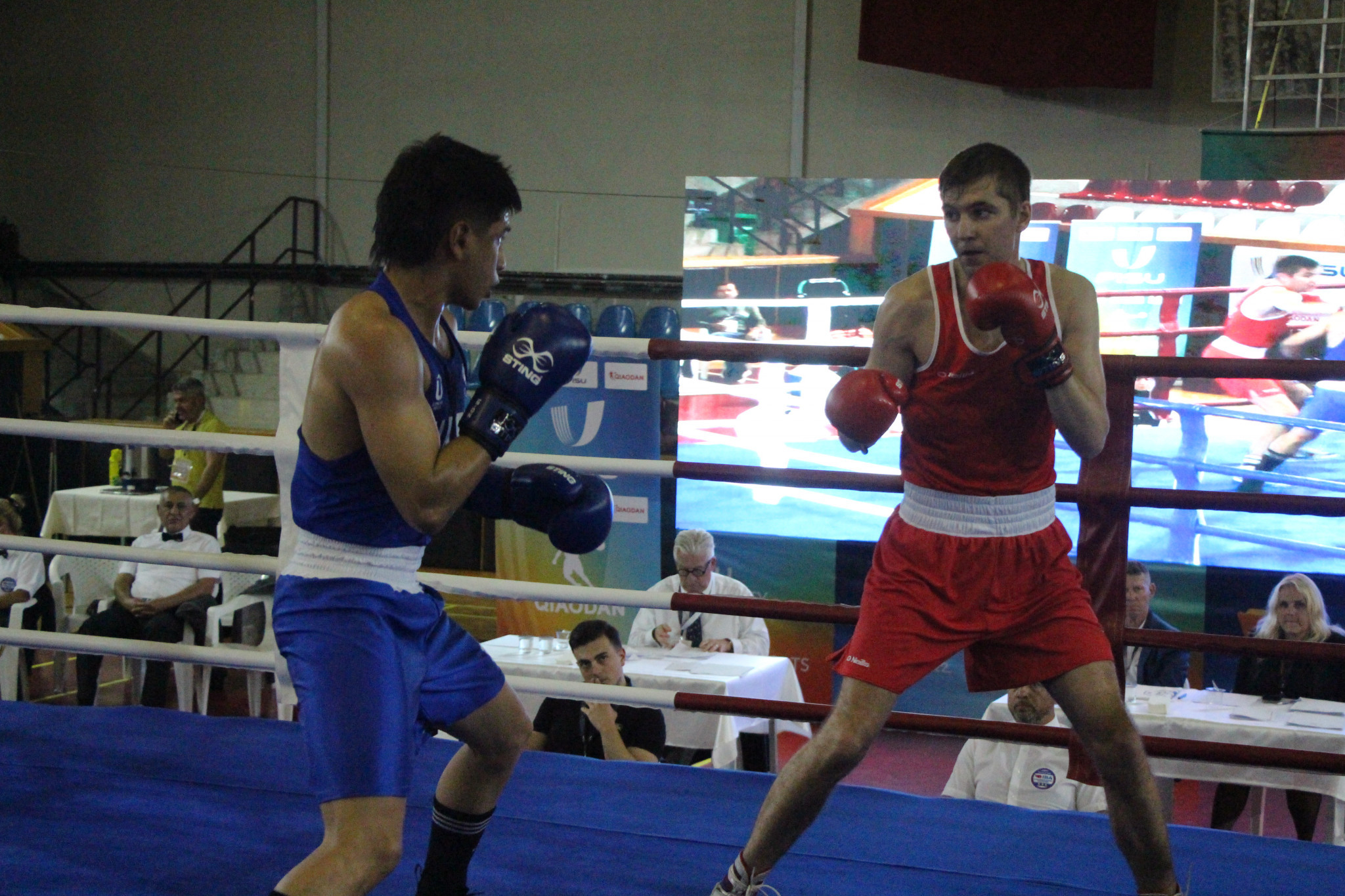 Boxing competition started in Samsun today ©FISU