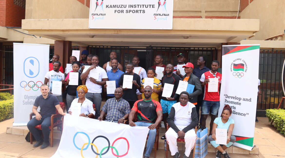 Malawi NOC and weightlifting body stage coaching course to improve standards