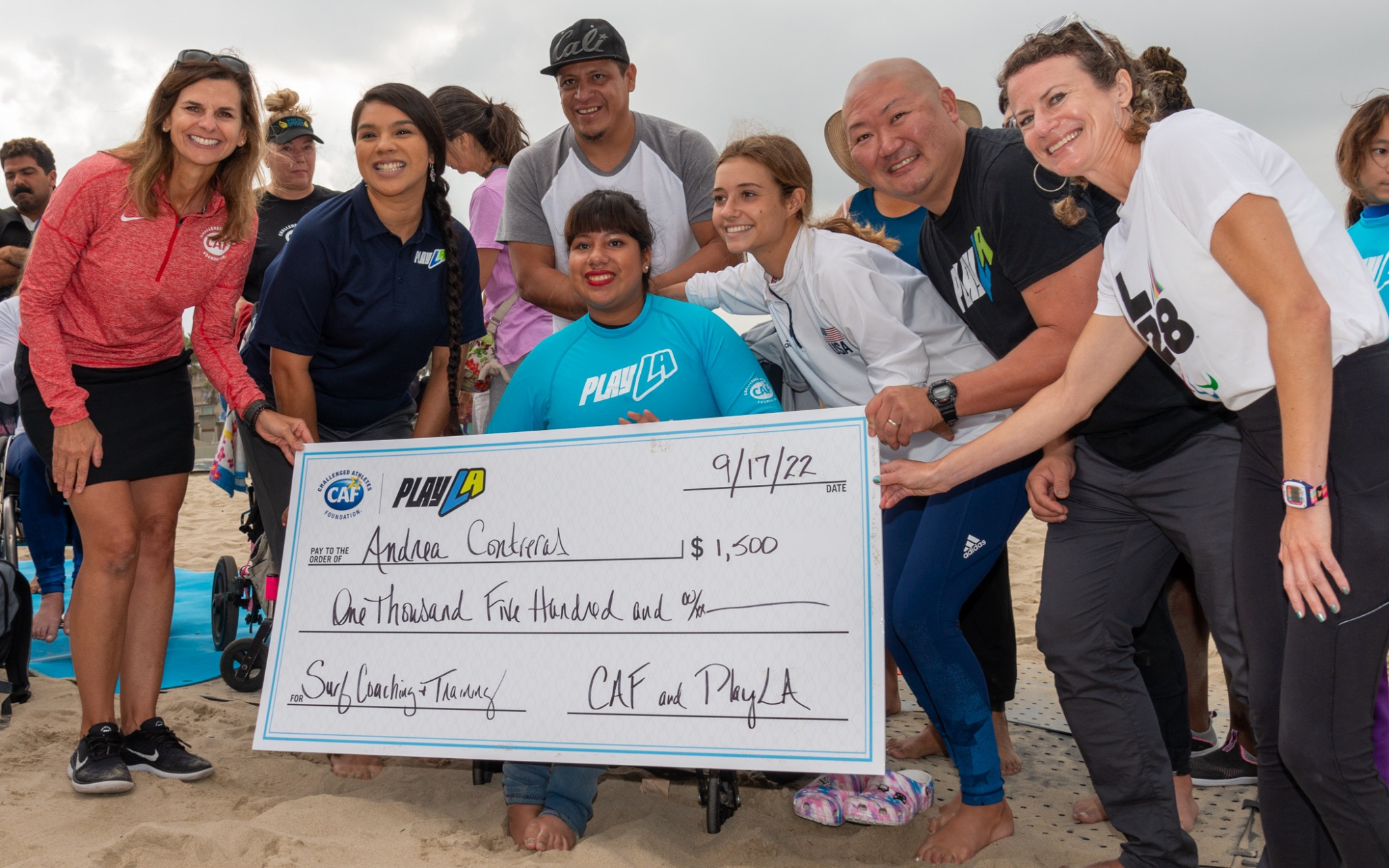 Andrea Cifuentes received a grant during the final camp of Para surfing ©PlayLA