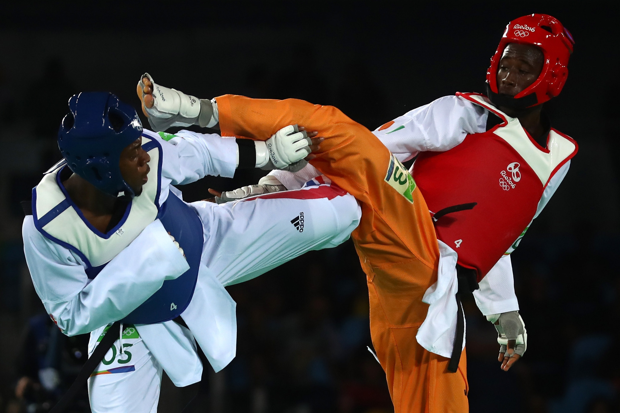 Lutalo Muhammad, left, famously lost in the dying embers of his Rio 2016 final against Cheick Sallah Cissé, right ©Getty Images