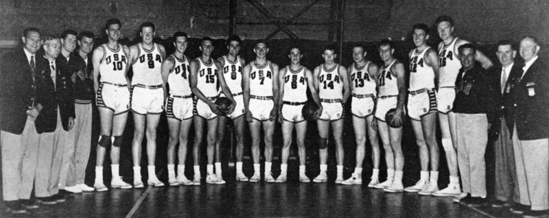 Clyde Lovellette was part of the US team which won gold at Helsinki 1952 ©USAB