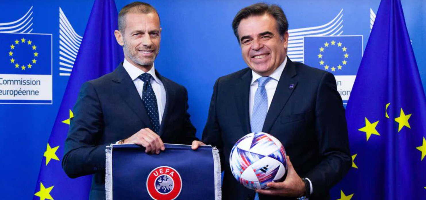 The EC-UEFA Arrangement for Cooperation was signed by UEFA President Aleksander Čeferin and European Commission vice-president Margaritis Schinas at the European Commission headquarters in Brussels ©EU