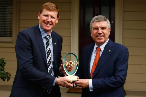 Mike Stanley, left, pictured with IOC President Thomas Bach, has had a popular and productive tenure as NZOC President since 2009 ©NZOC
