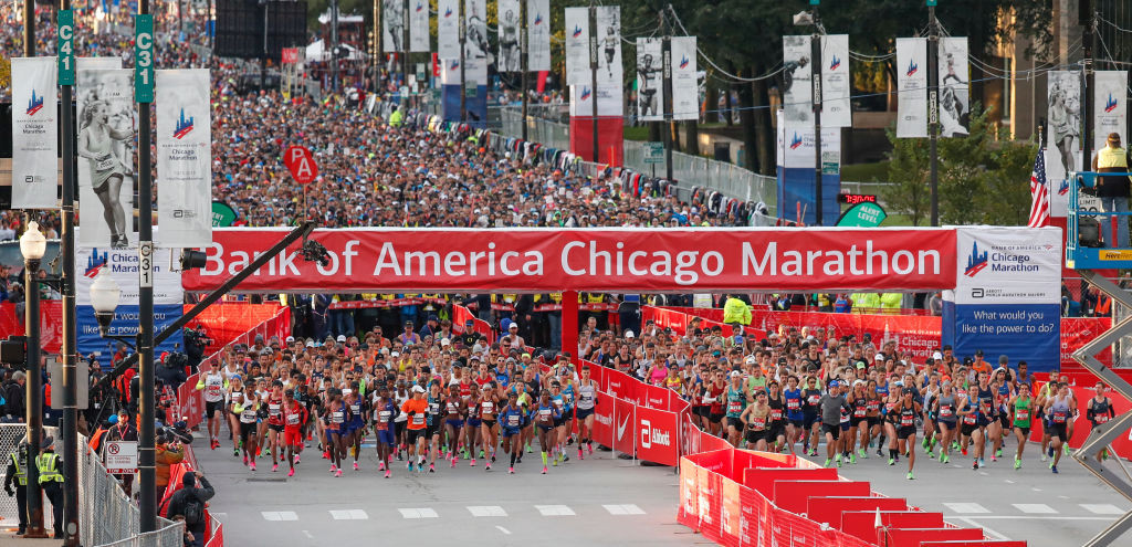 In 2019 Paul Davies-Hale, Action Heart race director, supported a recovered heart attack victim to run the Chicago Marathon and raise funds for the Action Heart centre in Dudley ©Getty Images